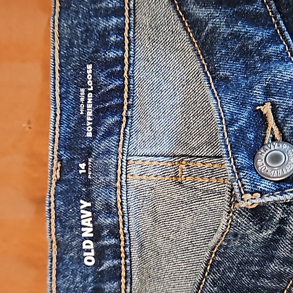Old Navy Boyfriend Jeans Sz. 14 - Picture 3 of 6